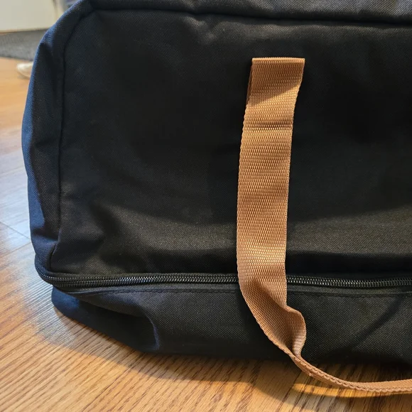 DSW Weekender Duffle Bag Black Tan Separte Shoe Compartment Gym Bag Travel Bag - Picture 5 of 15